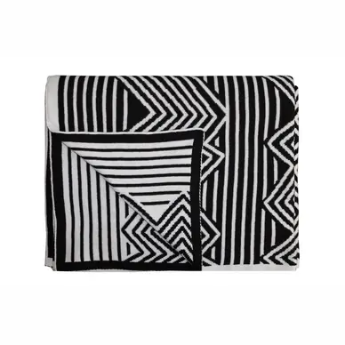 Essenza Yilka Plaid Black White Katoen Gebreid